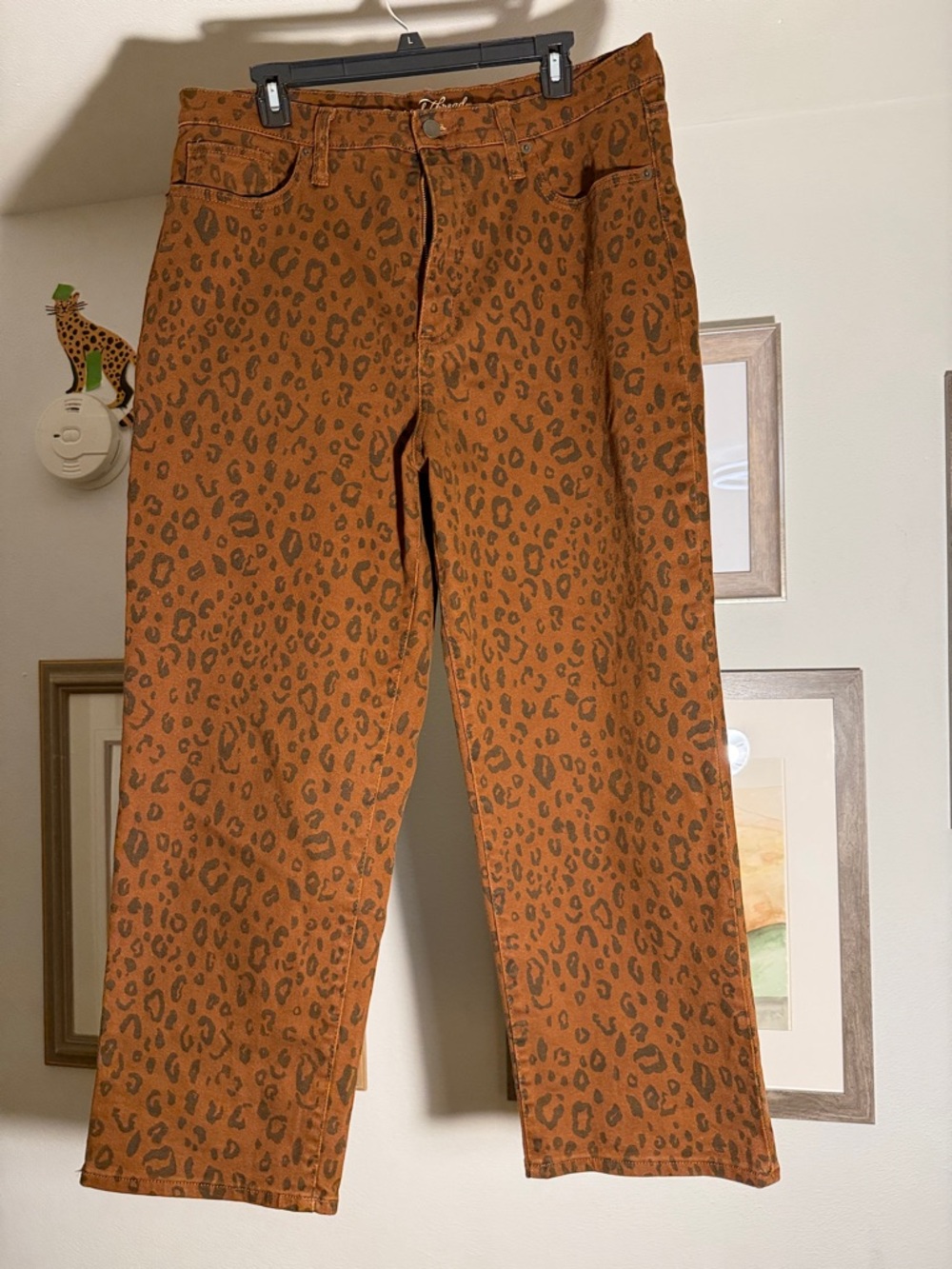 Universal Thread Rust Brown Leopard-Print Chinos - Picture 1 of 2